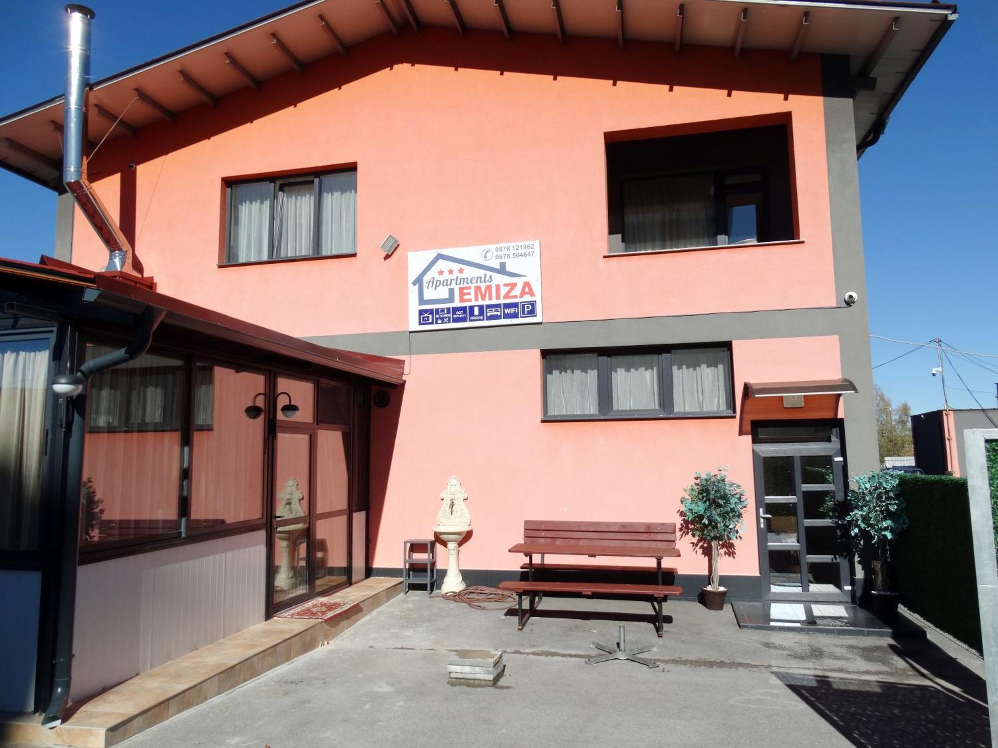 Apartments Emiza 萨莫科夫 外观 照片